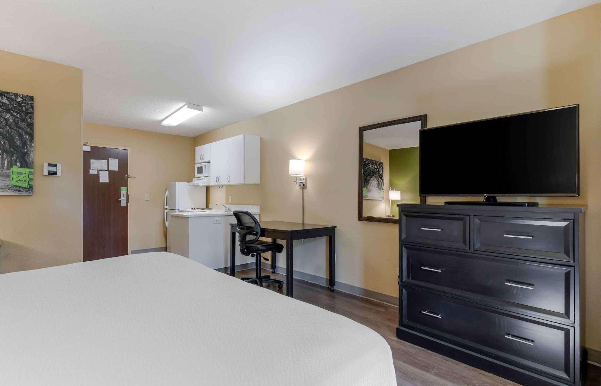 Extended Stay America Suites - Madison - Junction Court Middleton Exterior foto